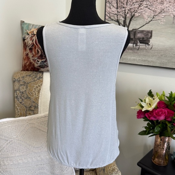 JoyLab Gray Fitted Sleeveless Tank Top - Picture 4 of 7
